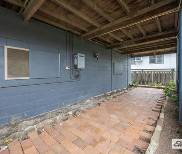 Central, Double Storey Family Home - Photo 3