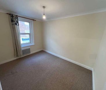 Graham Road, SO14 - Photo 2