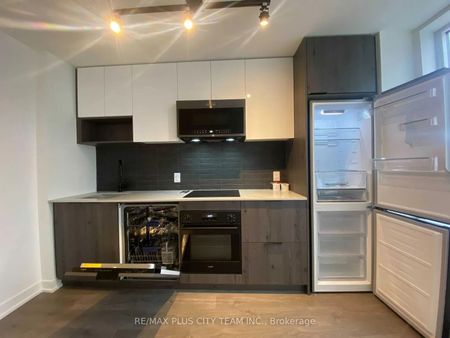 For Lease - 5 Defries Street Unit# 719, Toronto, Ontario - Photo 4