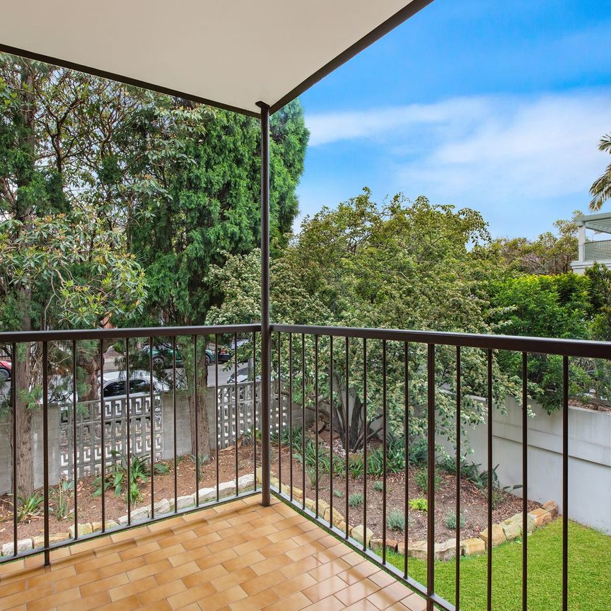 Sundrenched Apartment in Central Double Bay Village Locale - Photo 1