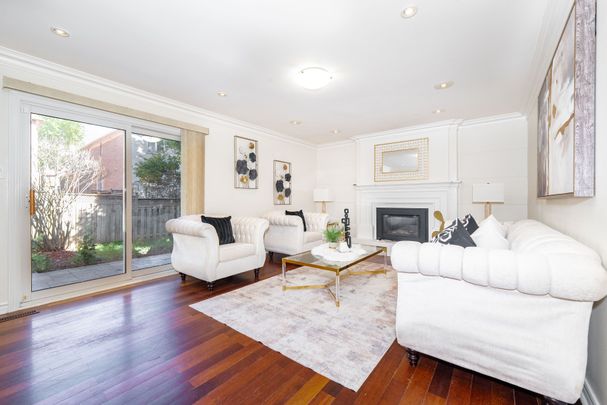 For Lease - 382 Elgin Mills Road, Richmond Hill, Ontario - Photo 1