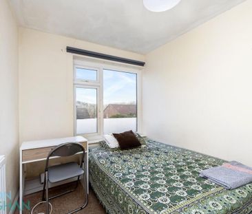 6 bedroom terraced house to rent - Photo 5