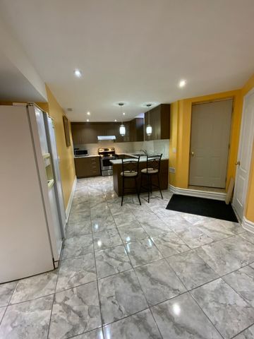 For Lease - 8 Astoria Place Unit# Basement, Caledon, Ontario - Photo 2