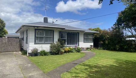 Family home, Great location - Photo 4