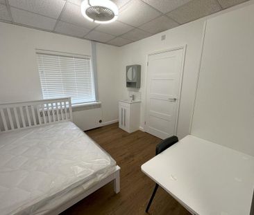 1 bedroom property to rent - Photo 6