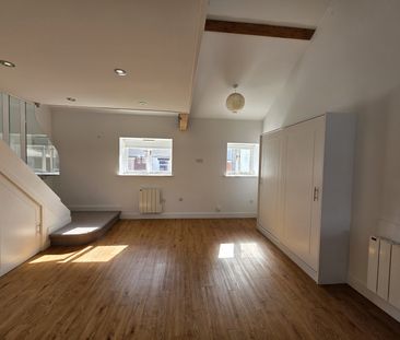 1 Bed Executive Maisonette - Photo 1