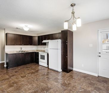 For Lease - 2461 DUNNING Road Unit# 2, Orleans - Cumberland and Are... - Photo 2