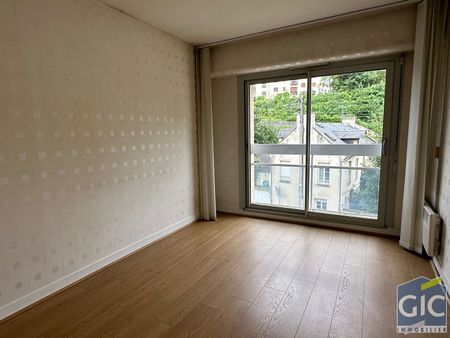 Location Appartement 5 pièces 157m² - Photo 4