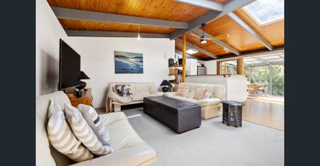 Desirable Durras - Photo 3