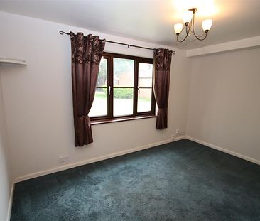 1 bedroom Apartment to let - Photo 6