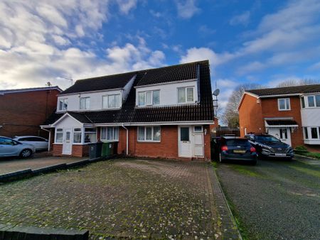 Emsworth Crescent, WOLVERHAMPTON, WV9 - Photo 2