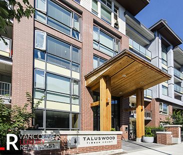 Penthouse in North Vancouver, BC - Photo 5