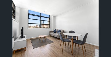 Fantastic City Views In Heard of CBD - Photo 2