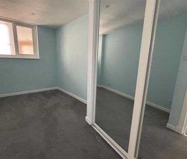 Royal Parade, Eastbourne - Photo 3