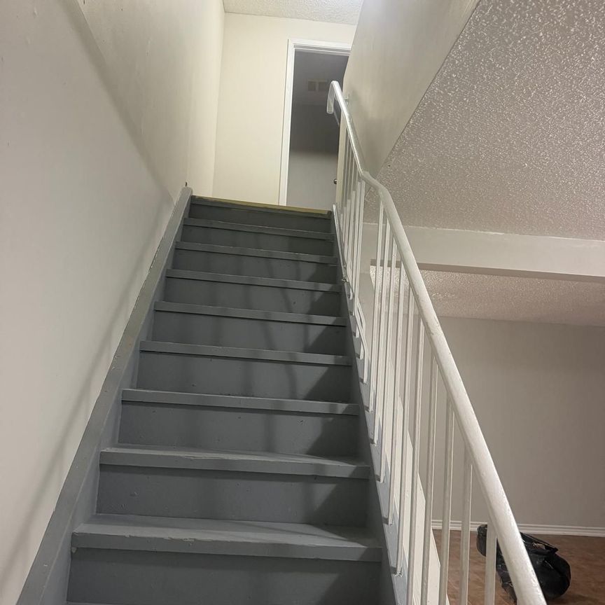For Lease - 255 Porter Street Unit# 2, Oshawa, Ontario - Photo 1
