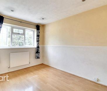 3 bedroom end of terrace house to rent - Photo 6