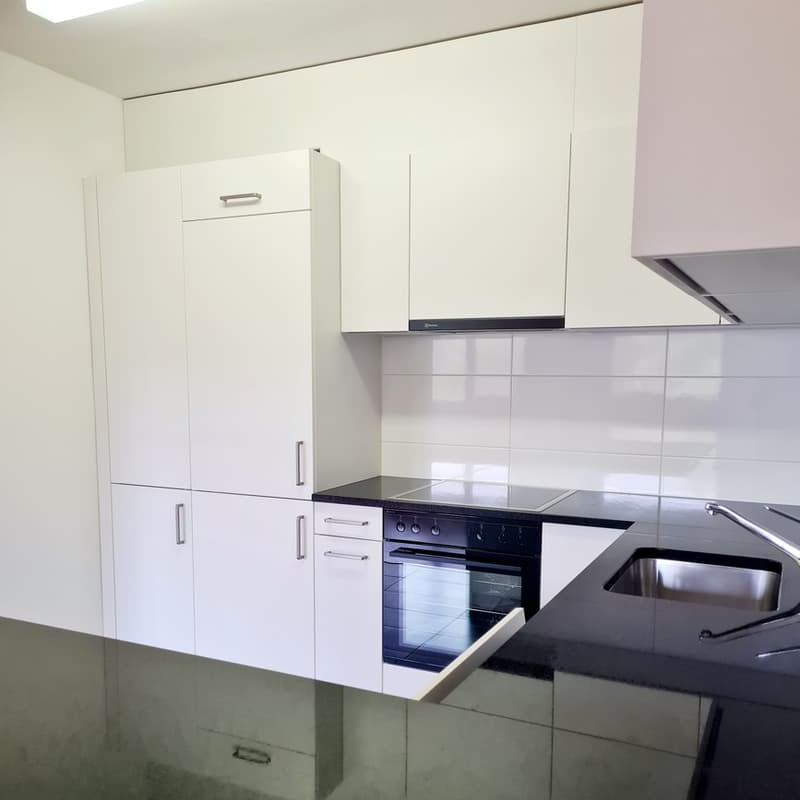 "Helle 3.5-Zimmerwohnung mit Ausblick ins Grüne" - Photo 1