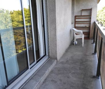 À louer ? Grand T1 Bis Meublé ? Hyper Centre de Tours - Photo 3