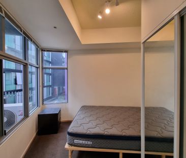 Urban Living in the Heart of Carlton - Photo 2