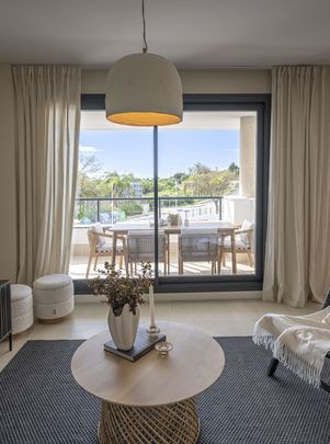 Middle Floor Apartment · Estepona - Foto 1