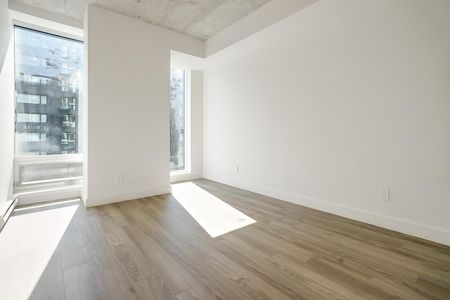 360 President Kennedy, Montréal, QC - Photo 4