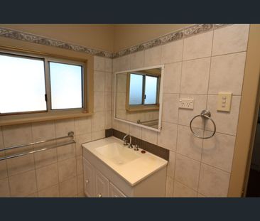 82 Nicholls Street, Broken Hill, NSW 2880 - Photo 3