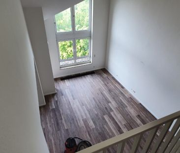 Elegant & Stilvoll: Maisonette-Appartement mit Blick ins Grüne! - Photo 2