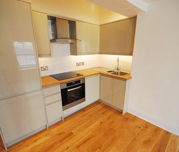 1 Bed - Grainger Street, Newcastle Upon Tyne - Photo 1