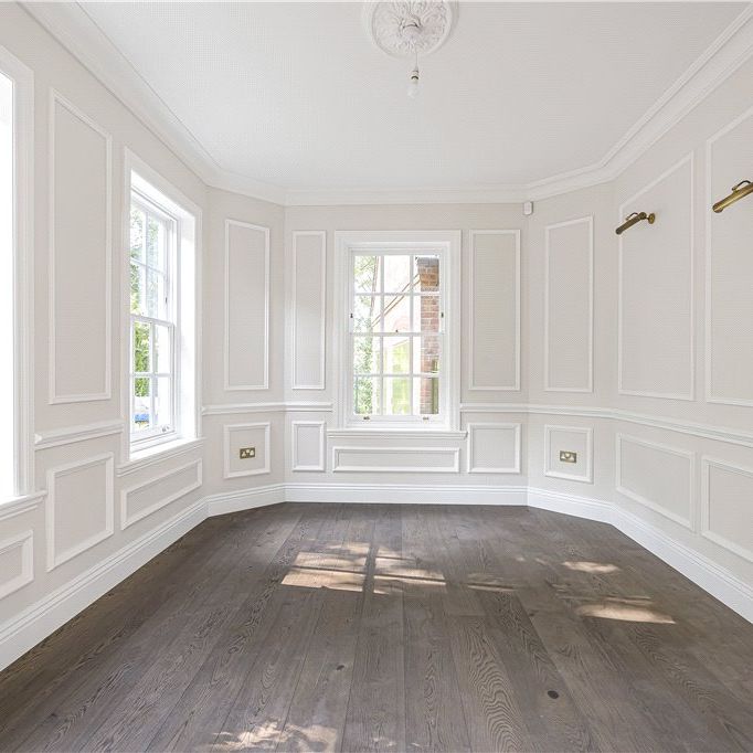 Newlands, Aldershot Road, Guildford, Surrey, GU3 3HY - Photo 1