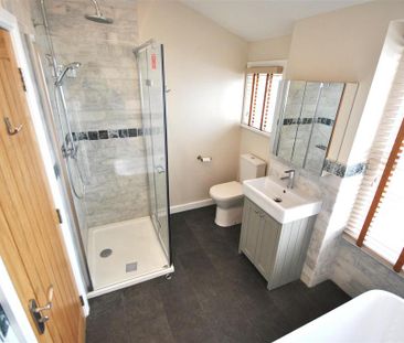 2 bedroom house to rent - Photo 2