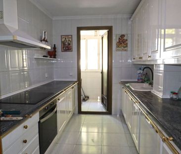 Middle Floor Apartment in Marbella - Photo 5