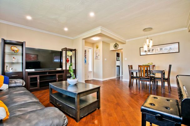 For Lease - 27 Doerr Road Unit# Main, Toronto, Ontario - Photo 1
