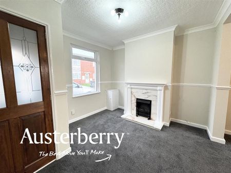 2 bedroom end of terrace house to rent - Photo 4