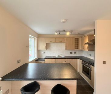 2 bedroom flat to rent - Photo 6
