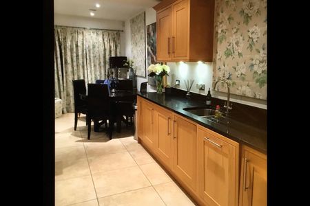 Room in a Shared House, Western Elms Avenue, RG30 - Photo 2