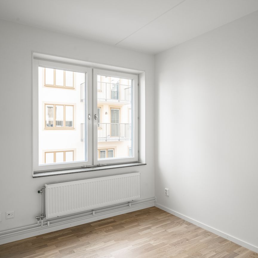 Skogängsvägen, Spånga - Photo 1