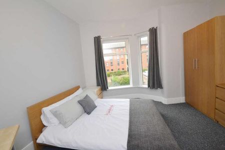 Carill Drive, Fallowfield, Manchester, M14 - Photo 2