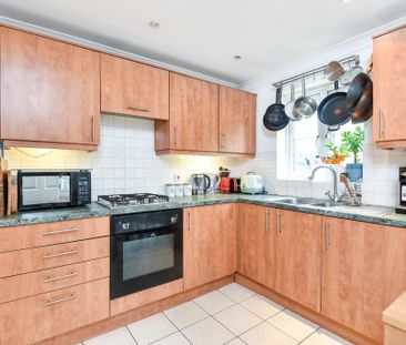 3 bedroom detached house to rent - Photo 5