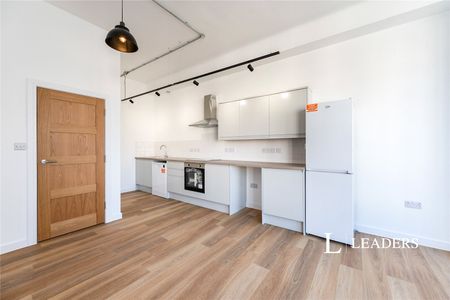 1 bedroom apartment to rent Commercial Road, Portsmouth, Hampshire, PO1 - Photo 2