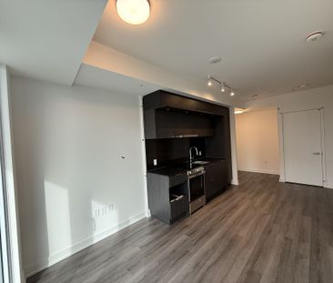 For Lease - 448 BURNHAMTHORPE Road Unit# 1612, Mississauga, Ontario - Photo 4