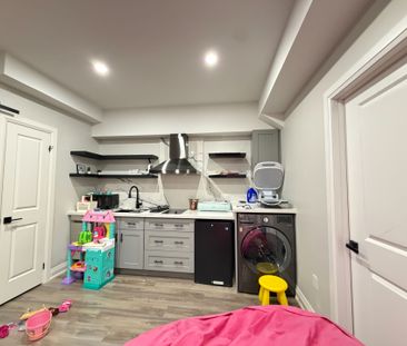 For Lease - 1192 Stag Hollow Unit# BSMT, Oakville, Ontario - Photo 2
