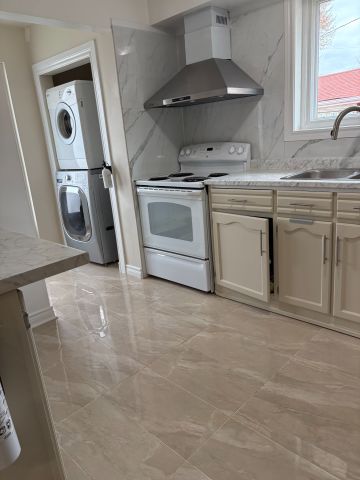 For Lease - 39 Franson Crescent, Toronto, Ontario - Photo 2