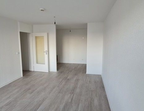 Ihr neues Zuhause: ansprechende 2-Zimmer-Wohnung mit Balkon - Photo 1