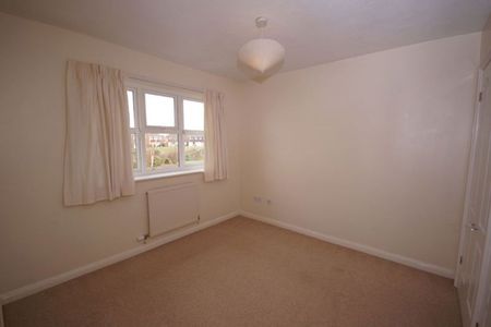 A 3 Bedroom House in Up Hatherley GL51 3YR - Photo 5