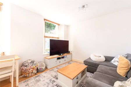 3 bedroom house to rent - Photo 3