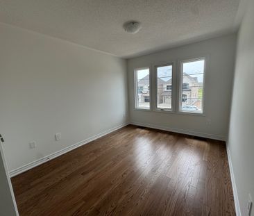 For Lease - 1583 Savoline Boulevard, Milton, Ontario - Photo 5