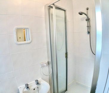 4 bedroom terraced house to rent - Photo 4