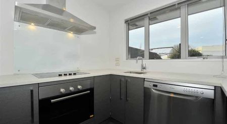 Easy Living in Wigram - Photo 3