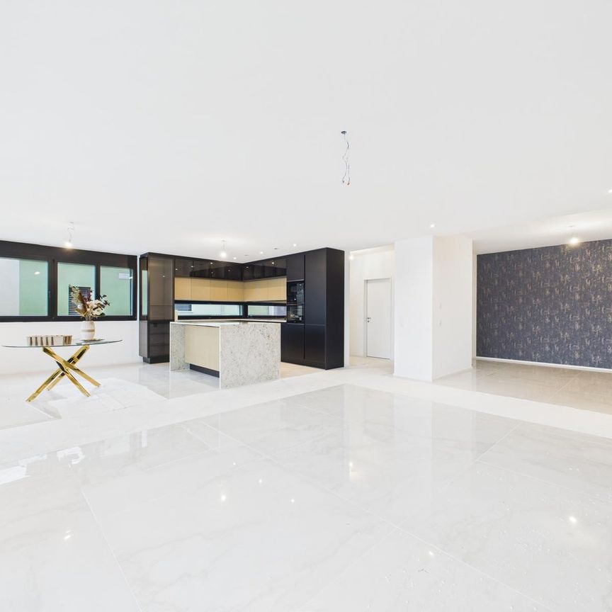 4.5 Zimmer, 154 m², 4. Stock - Photo 1