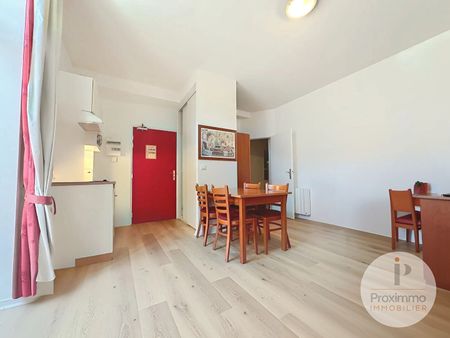 A LOUER APPARTEMENT T3 ROCHEFORT EN TERRE 56220 BRETAGNE MORBIHAN - Photo 3
